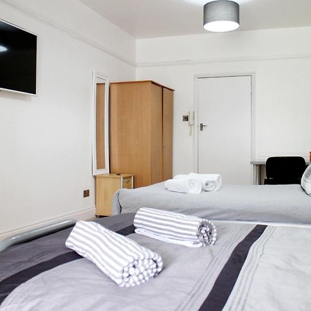 Large Studio Garden Flat On Golders Green Road London Eksteriør bilde